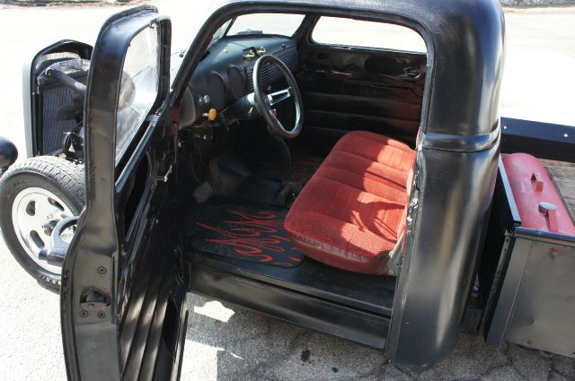 Chevrolet C10 1953 photo 4