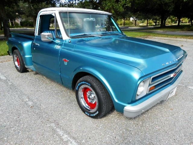 Chevrolet C10 1967 photo 2