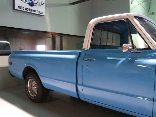 Chevrolet C10 1972 photo 10