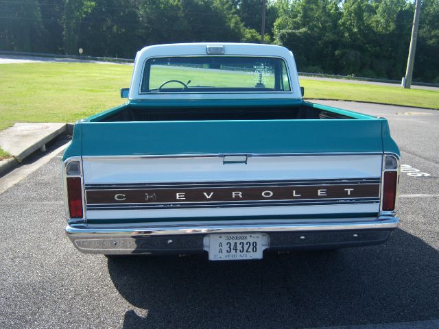 Chevrolet C10 1972 photo 2