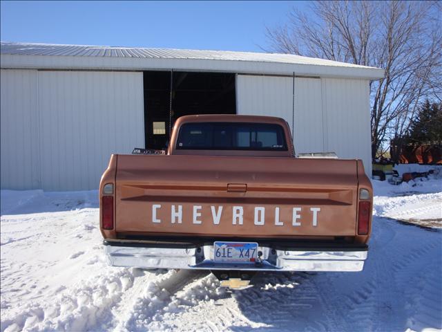 Chevrolet C10 1972 photo 3