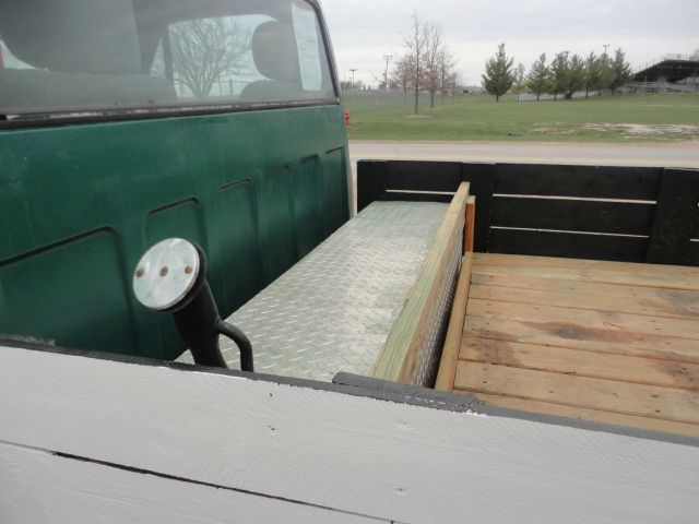 Chevrolet C10 1977 photo 1