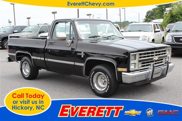 Chevrolet C10 1986 photo 2