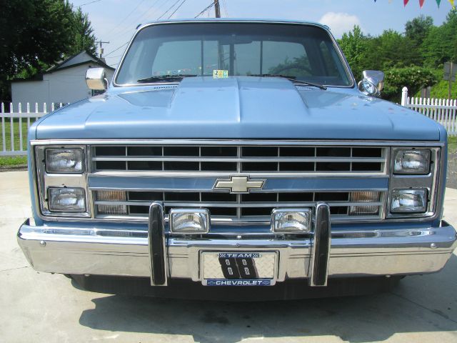 Chevrolet C10 1986 photo 11