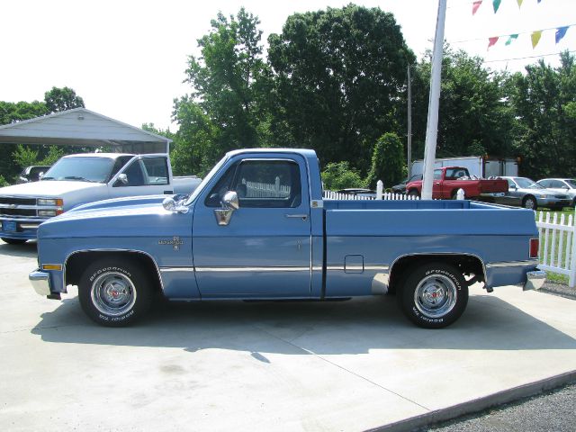 Chevrolet C10 1986 photo 15
