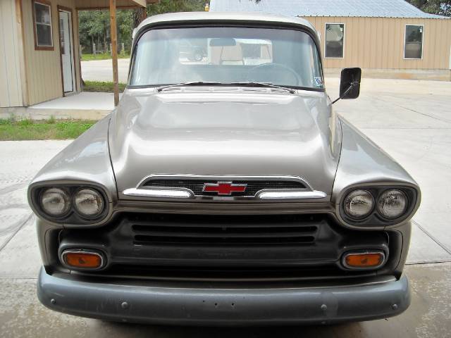 Chevrolet C1500 1959 photo 3