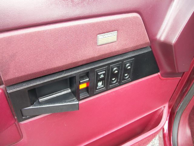 Chevrolet C1500 1989 photo 3