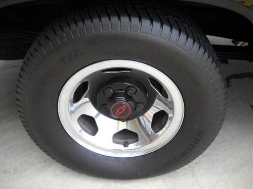 Chevrolet C1500 1990 photo 1