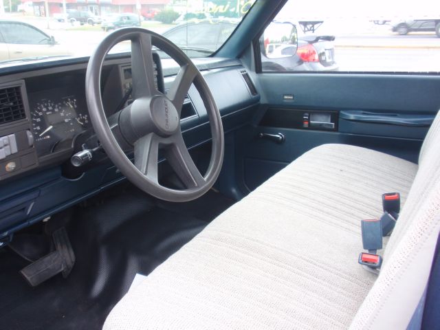 Chevrolet C1500 1992 photo 2