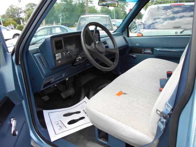 Chevrolet C1500 1992 photo 2