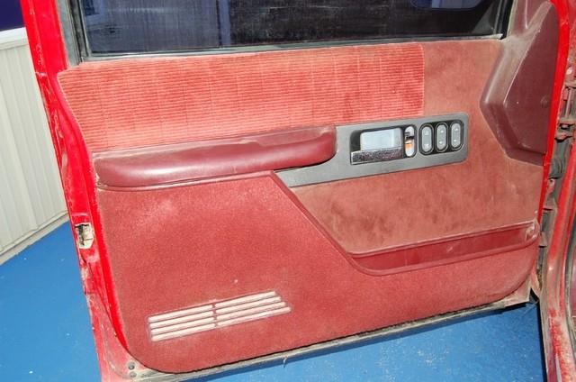 Chevrolet C1500 1994 photo 2