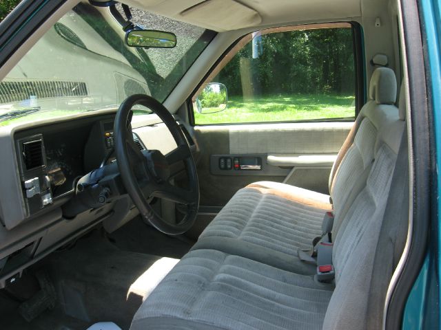 Chevrolet C1500 5dr HB (natl) Hatchback Pickup Truck