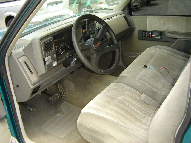 Chevrolet C1500 1994 photo 2