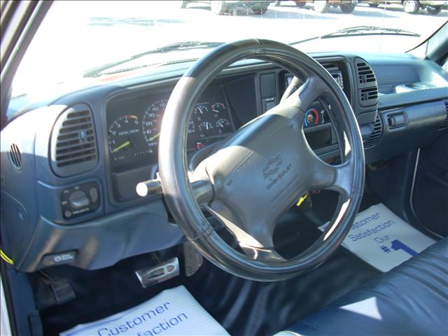Chevrolet C1500 1995 photo 3