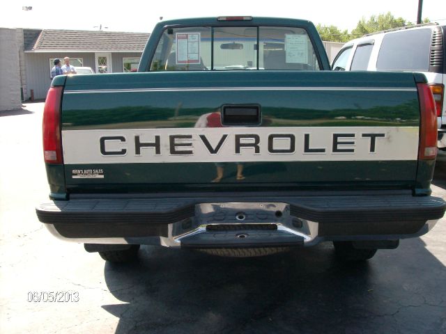 Chevrolet C1500 1995 photo 2