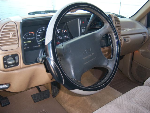 Chevrolet C1500 1995 photo 9