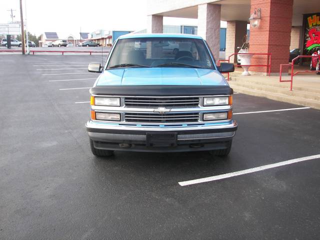 Chevrolet C1500 1995 photo 2