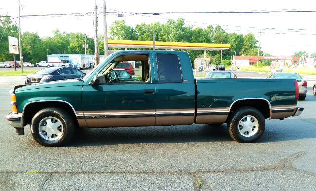 Chevrolet C1500 1996 photo 3