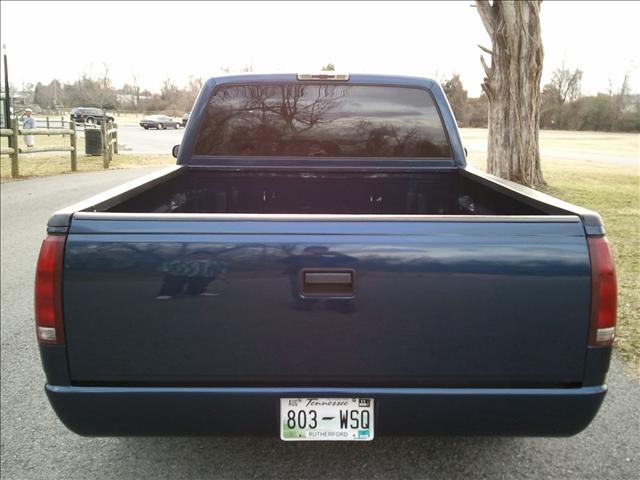 Chevrolet C1500 1996 photo 2