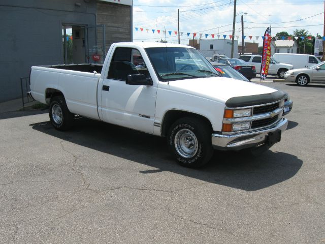 Chevrolet C1500 F150 Regular Cab XLT Pickup 4D 8 Ft Pickup Truck