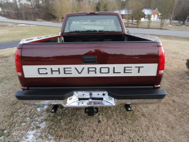 Chevrolet C1500 1997 photo 2