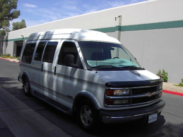 Chevrolet C1500 1997 photo 1