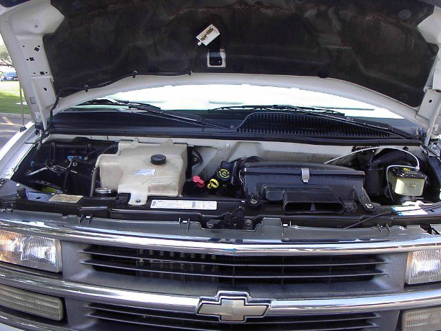 Chevrolet C1500 1997 photo 5