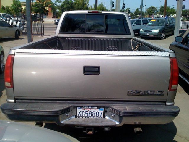 Chevrolet C1500 1998 photo 3