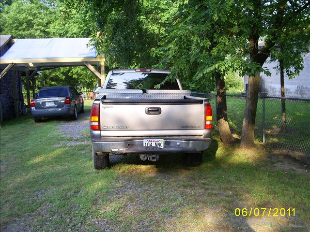 Chevrolet C1500 2000 photo 3