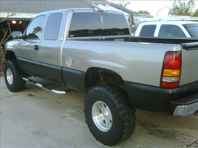 Chevrolet C1500 2002 photo 5