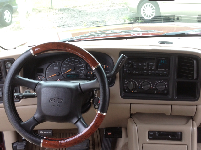 Chevrolet C1500 2002 photo 1