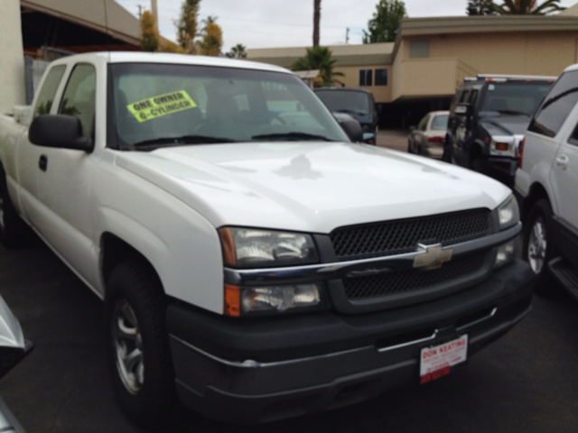 Chevrolet C1500 2004 photo 3