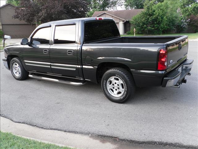 Chevrolet C1500 2004 photo 1
