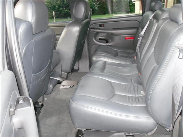 Chevrolet C1500 2004 photo 4