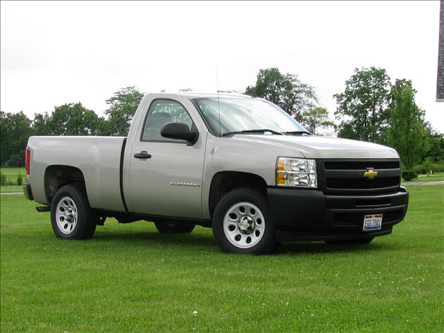 Chevrolet C1500 2009 photo 3