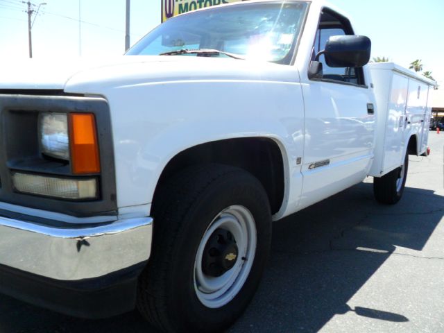 Chevrolet C2500 1991 photo 2