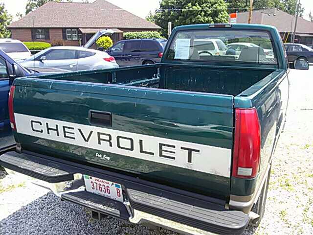 Chevrolet C2500 1997 photo 3