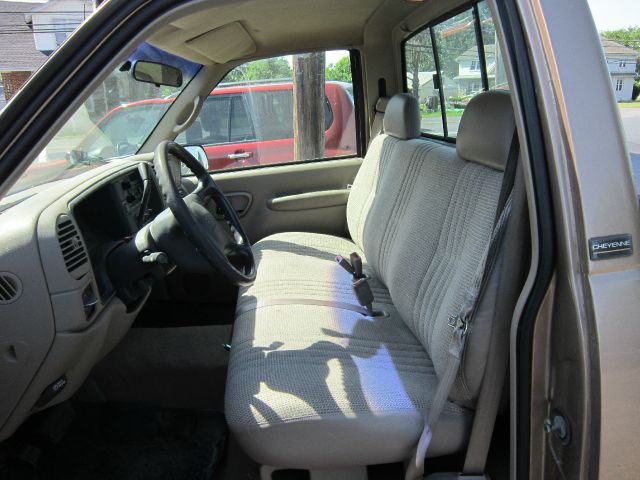 Chevrolet C2500 1997 photo 3