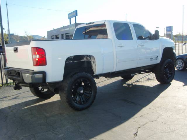 Chevrolet C2500 Unknown Crew Cab Pickup