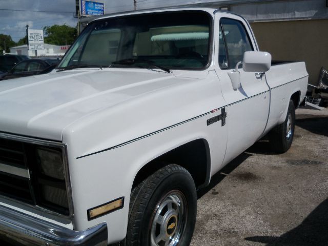Chevrolet C30 1985 photo 1