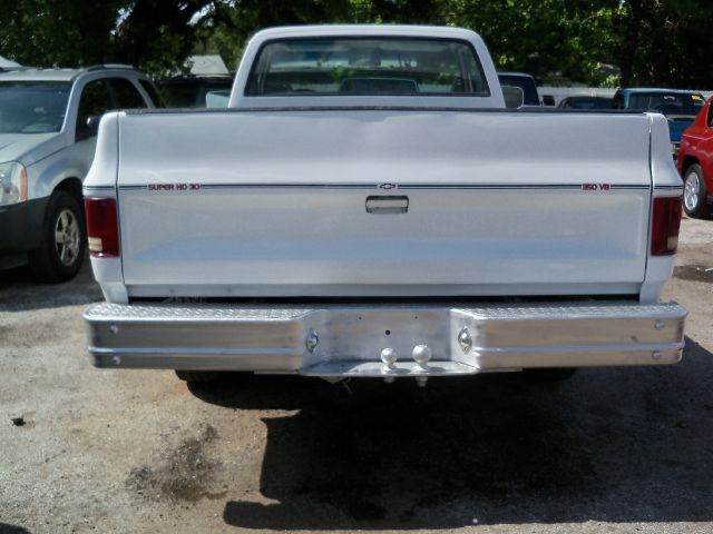 Chevrolet C30 1985 photo 2