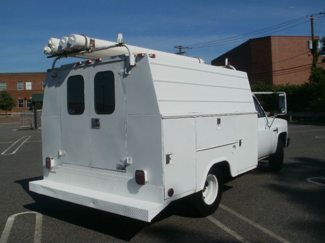 Chevrolet C30 1986 photo 14