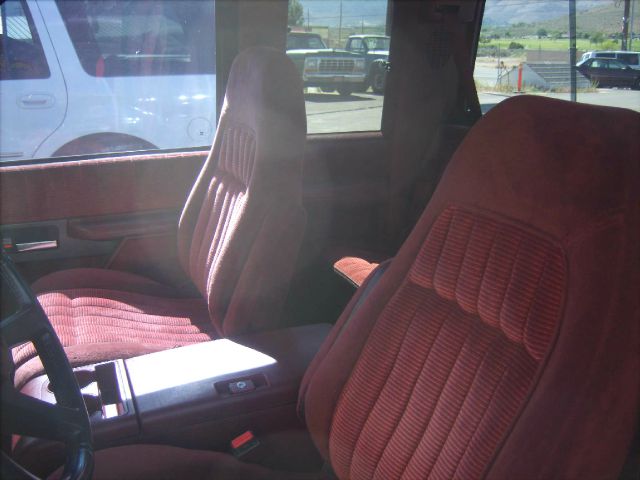 Chevrolet C3500 1992 photo 4