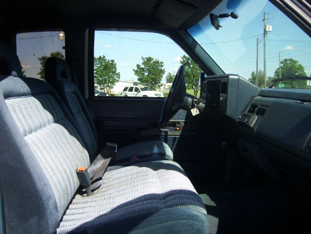 Chevrolet C3500 1993 photo 10