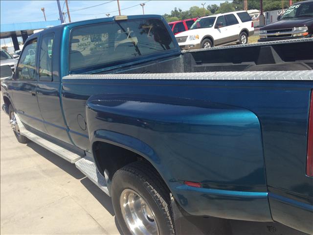 Chevrolet C3500 1993 photo 4