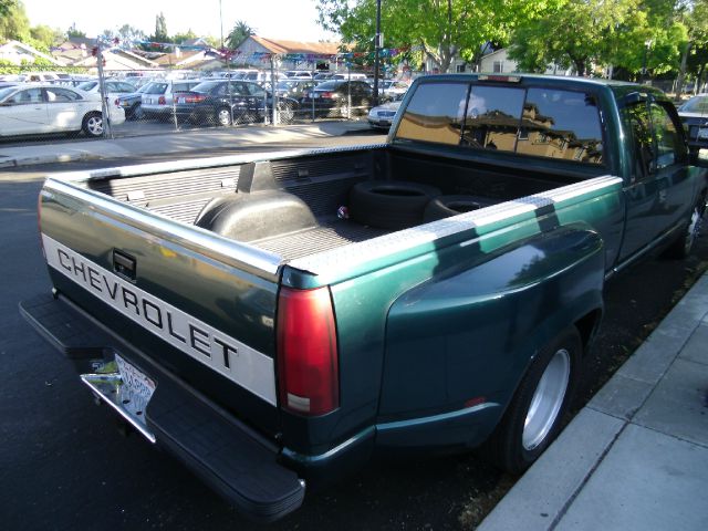 Chevrolet C3500 1996 photo 3