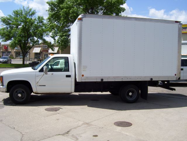 Chevrolet C3500 1999 photo 3