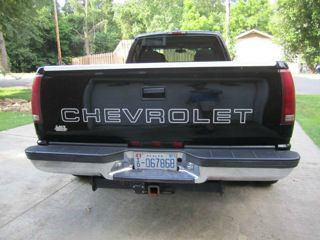 Chevrolet C3500 1999 photo 2