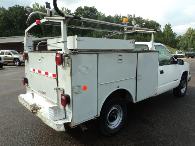 Chevrolet C3500 1999 photo 3