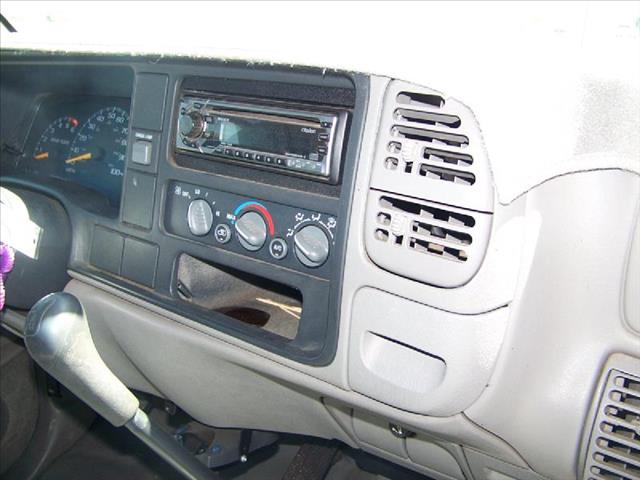 Chevrolet C3500 1999 photo 10